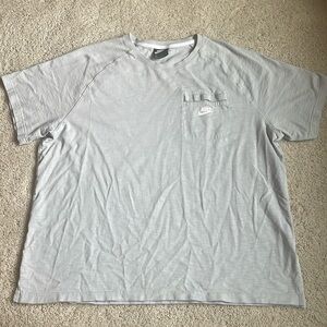 Nike Pocket Tee